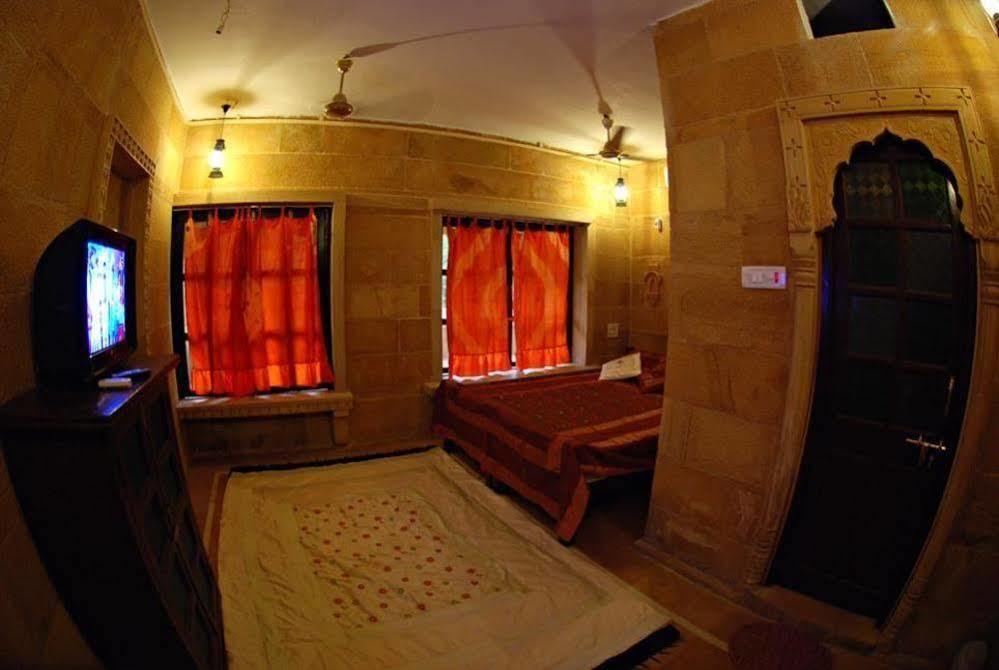 Hotel Nirmal Haveli Джайсалмер Экстерьер фото